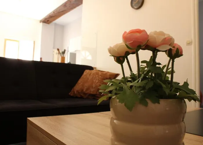 T2 Calme & Pratique A *